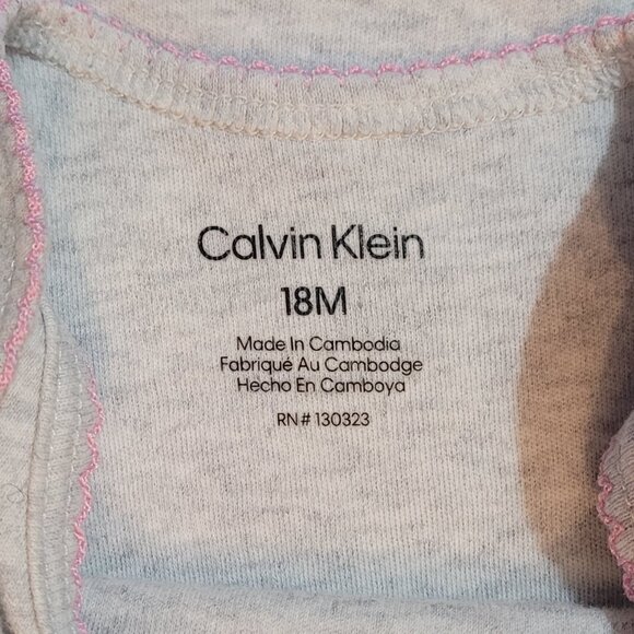 ❄️ 18m | CK | Butterfly Shoulder Bodysuit/Onesie - Picture 4 of 5